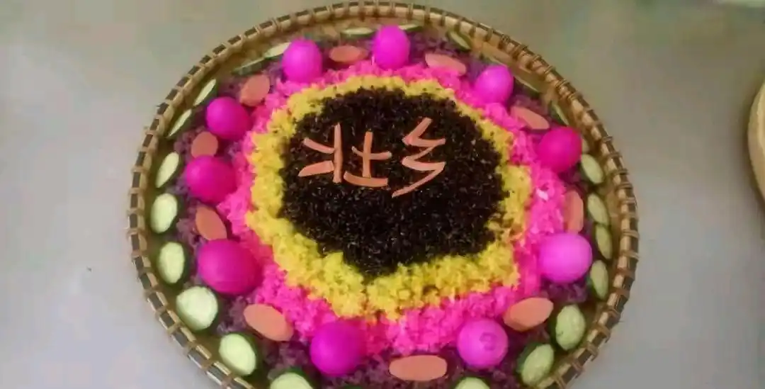 广西壮乡三月三美食——五色糯米饭