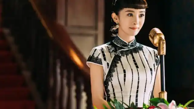 《筑梦情缘》杨幂全剧只有一套旗袍,羡慕母亲可以前凸后翘