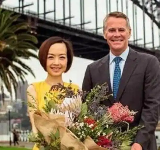 鲁豫老公朱雷(陈鲁豫与美国丈夫结婚4年)