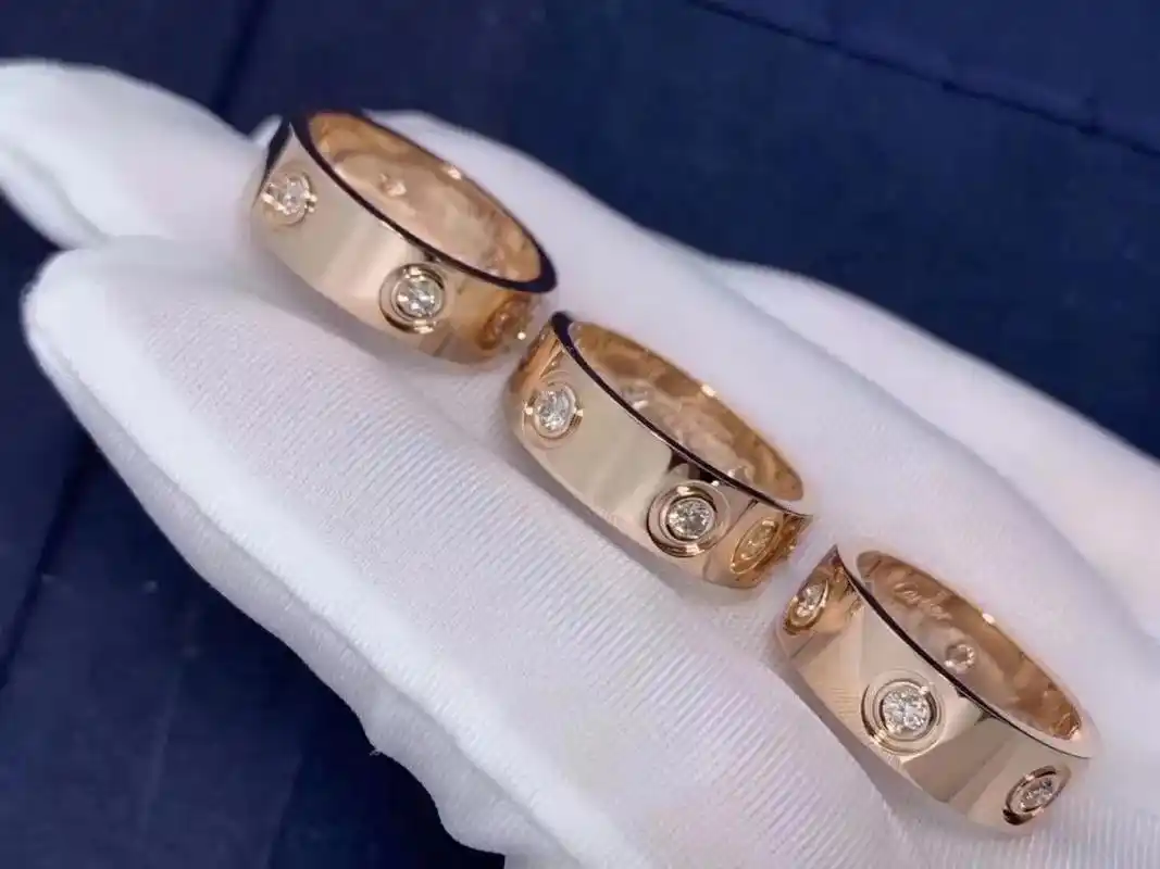 卡地亚love系列男士戒指宽版6钻.cartier卡地亚lo - 抖音