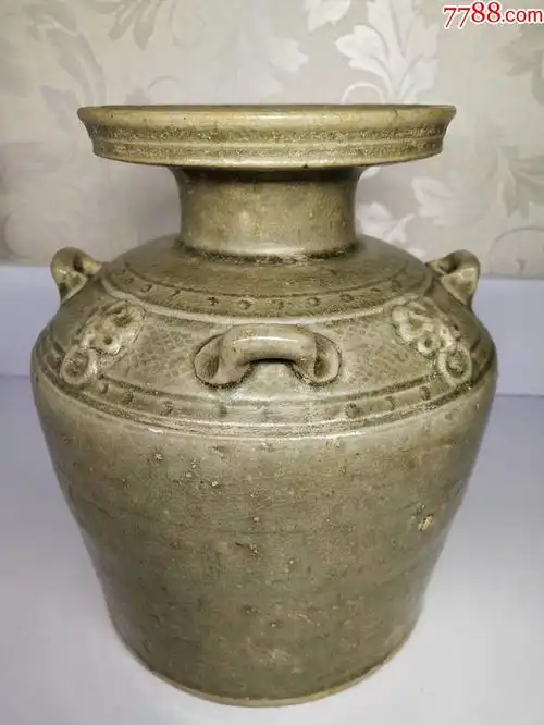 西晋越窑四系兽面盘口瓶