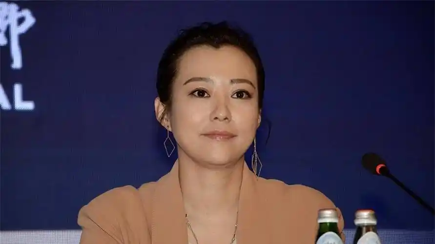 这6位发福的女明星,当年都是大美女_时间_王祖贤_身材