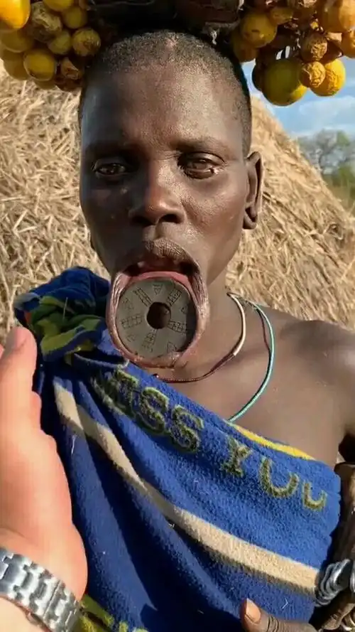 这个非洲黑人的嘴也是绝了