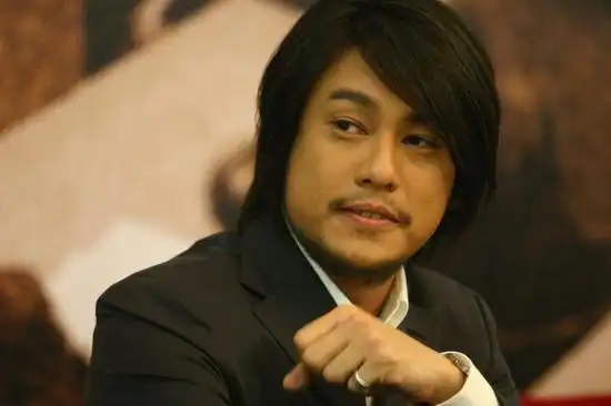 图文远东国际大审判开发布会朱孝天亮相