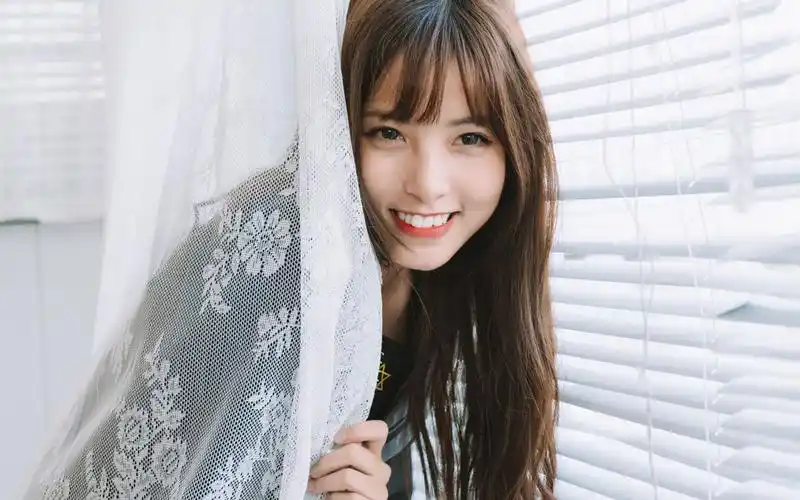 元气美女治愈系写真图片桌面壁纸