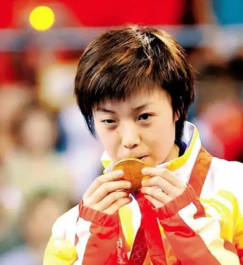 世界再无对手,转身嫁入豪门,张怡宁演绎的人生到底有多传奇