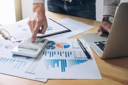 报告会计师图片-报告会计师素材-报告会计师插画-摄图新视界