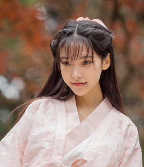 半藏森林进军二次元,cos街霸人物春丽,网友称赞还原度高_腾讯新闻