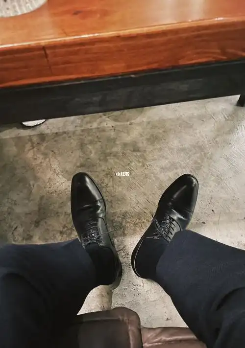 不懂就问皮鞋搭九分西裤行吗72