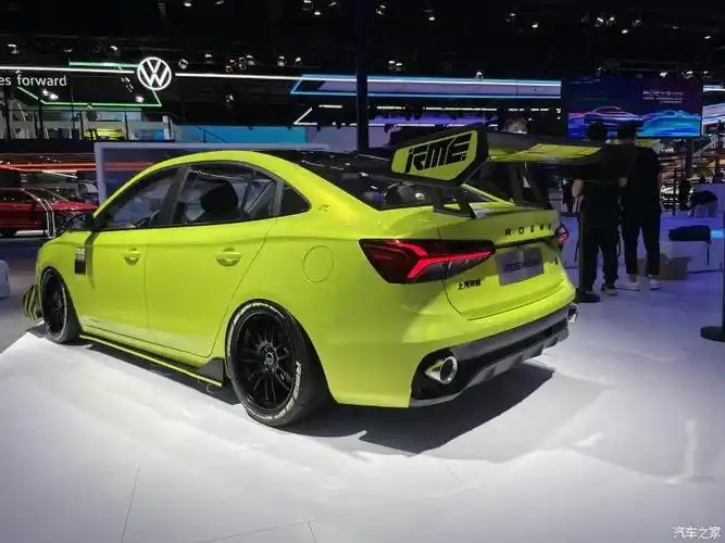 2021成都车展荣威i5改装版正式亮相