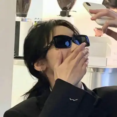 酷酷的又飒又拽女头合集最新版_女生头像_美头网