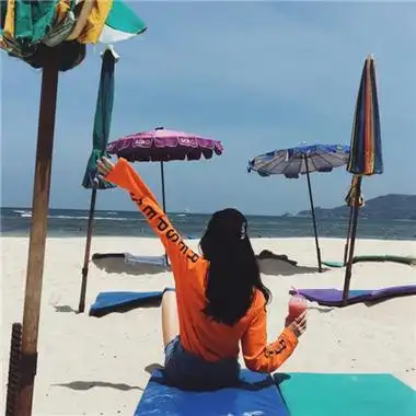 微信霸气的女生背影头像御姐范 你要是这样认为我也没办法-女生头像