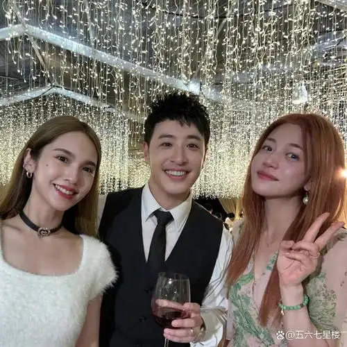 陈妍希晒出潘玮柏婚礼照 都是靓女