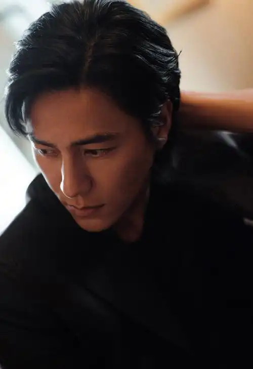 陈坤氛围感的神##陈坤层次感全黑西装造型