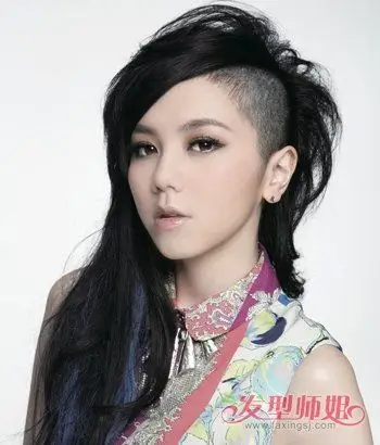 女生剪帅气铲青头需要多少钱 非主流女生梳铲青马尾比男生还酷