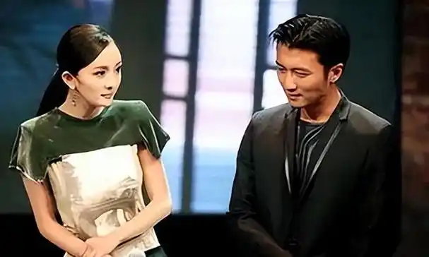 杨幂我非常喜欢谢霆锋他一直是我的偶像如果能嫁给他