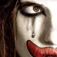 笑着哭小丑面具头像伤感的面具小丑笑着哭图片头像