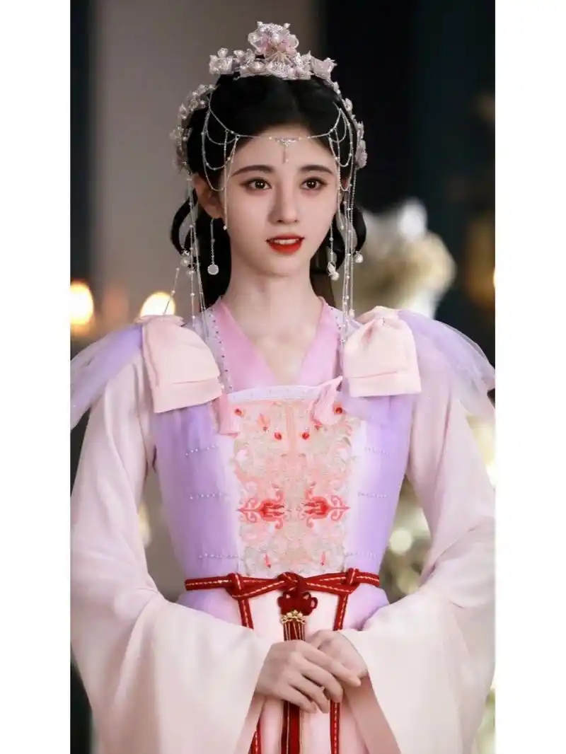 鞠婧祎古风壁纸