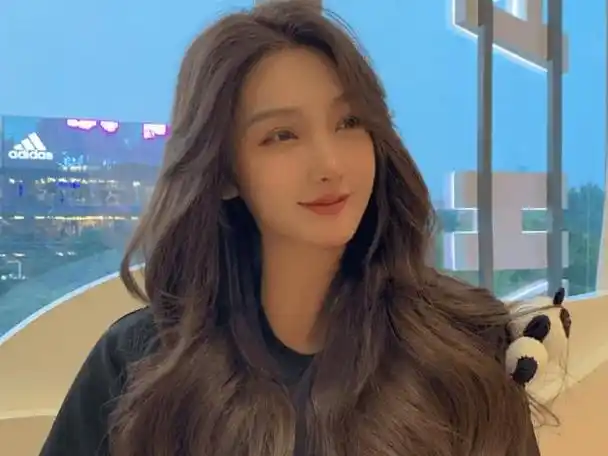 吴亦凡一个举动改写结局,获刑前留下的7个疑问,如今也该解开了