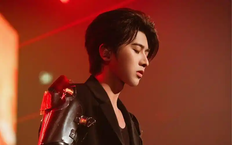 蔡徐坤2023澳门演唱会4k全景 现象