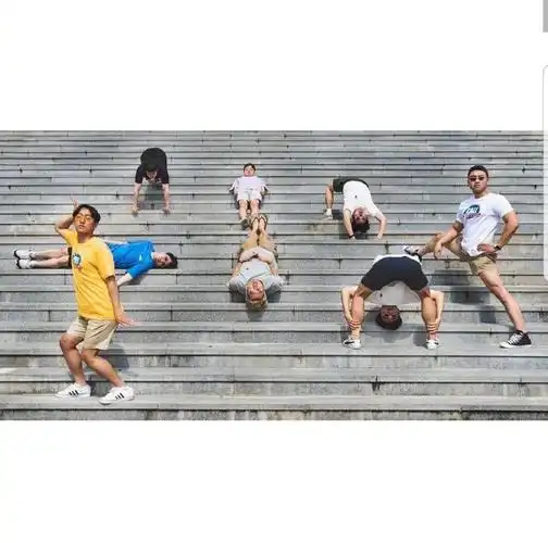 十一最美旅行照#集体照的沙雕拍照姿势