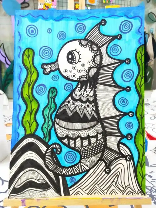 创意美术‖创意线描《海马》