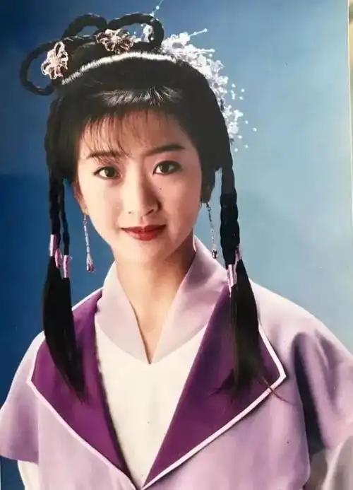 港姐因拒潜规则逃离娱乐圈46岁终嫁地产富豪