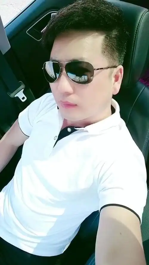 70后大叔臭美一下