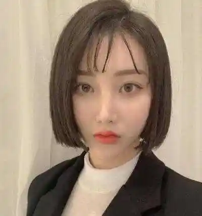 短发直发发型图片,利落干练迷人短发