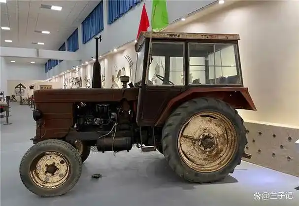 10款古董级的拖拉机,都是当年叱咤风云的一代神车,你能认出哪些