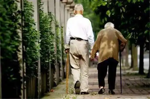 你陪我长大我陪你变老如何守护逐渐老去的父母