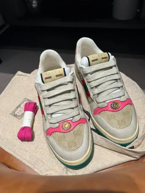 gucci粉色脏脏鞋越上年纪越爱粉色