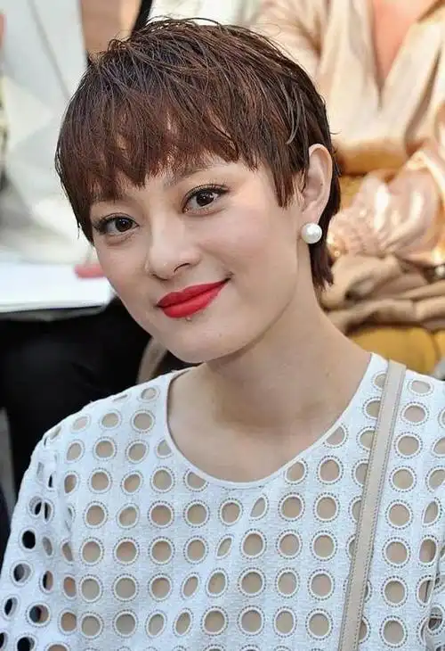 孙俪现在怎么变成这样子了,成为衰老最快的80后了 跟秦岚没法比!