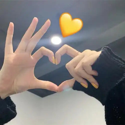 比心 刘旭东 2023.2.11. 我在笑哈哈, 你却悲戚戚