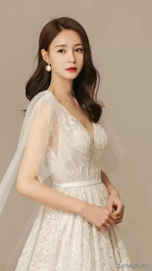 沈梦辰美艳动人网友杜海涛太幸福了