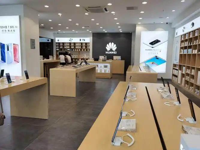 去华为体验店,还是p40pro质感比较好