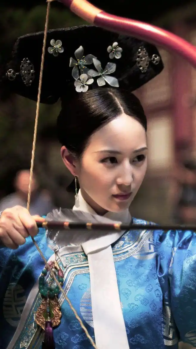 如懿传·珂里叶特·海兰 张钧甯古装