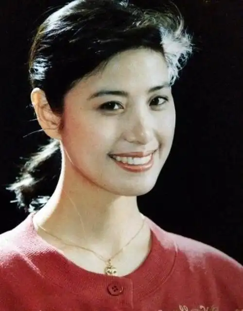 谁说山东只出帅哥这19位鲁籍美女个个闭月羞花可惜两位已去世