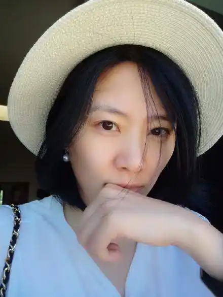 姐姐2李慧珍曾差点死在手术台上后又遭丧父之痛