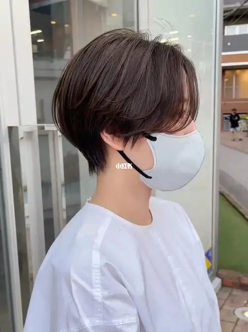 日系中分短发超短发女生北京短发发型师短发气质短发显脸小发型