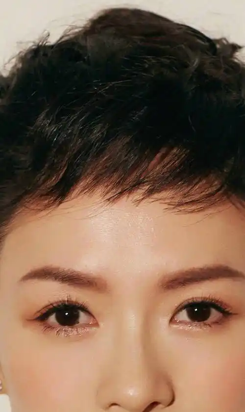 章子怡曾经的短刘海发型被嫌弃,如今俗气短发造型却被夸上天