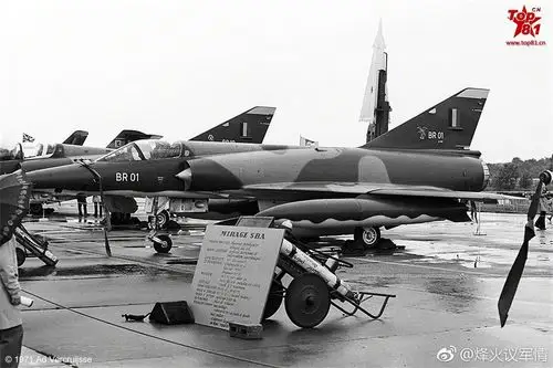 老照片:比利时空军的幻影5战斗机