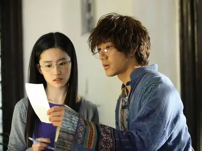 刘亦菲素颜出演,王力宏真情献唱,还记得那首《你不知道的事》吗?