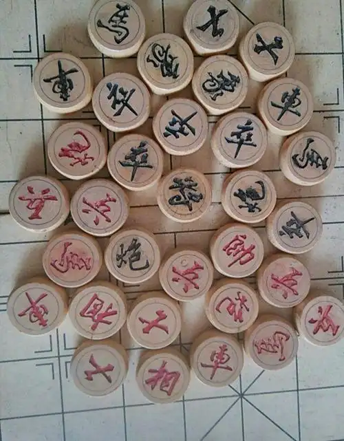 不仅有对象,我还有对炮,对车 一整套象棋[doge] 看谁还敢说我没对象