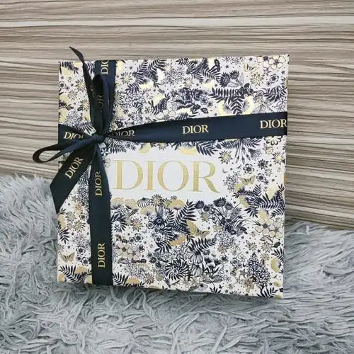 dior圣诞礼盒78