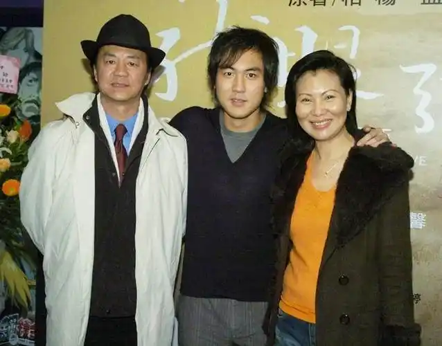 金马影帝狄龙结婚43年坦承「去过夜总会」 「风流不下流」清楚底线