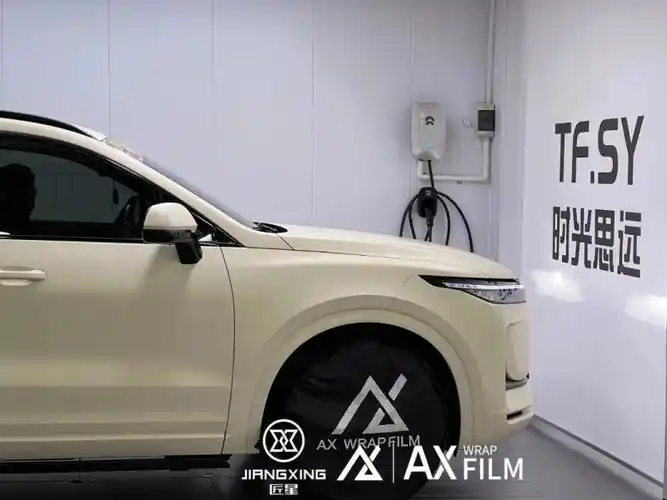 理想one改色撒哈拉沙漠黄90