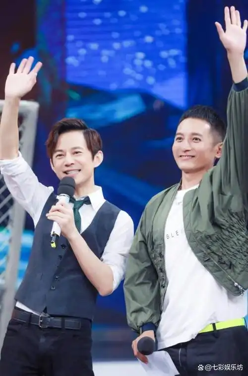 曾经在湖南卫视《快乐大本营》担任主持人的李维嘉在销声匿迹一年多后