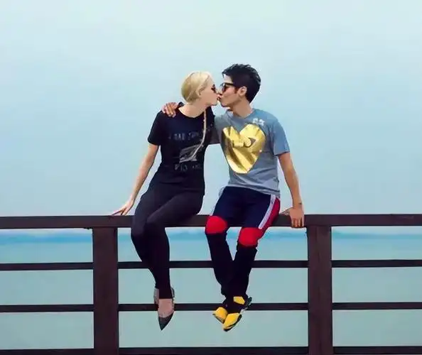 撒贝宁的老婆原来是二婚前夫曝光网友错过章子怡后悔了吧