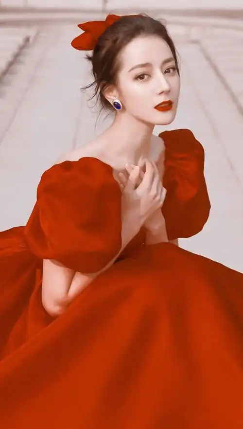 迪丽热巴的图片